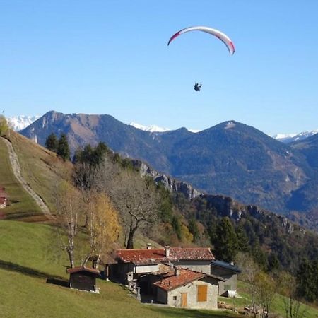 Mansarda G.A. Appartement Clusone Buitenkant foto