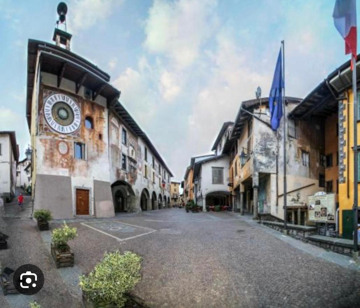 Mansarda G.A. Appartement Clusone Buitenkant foto